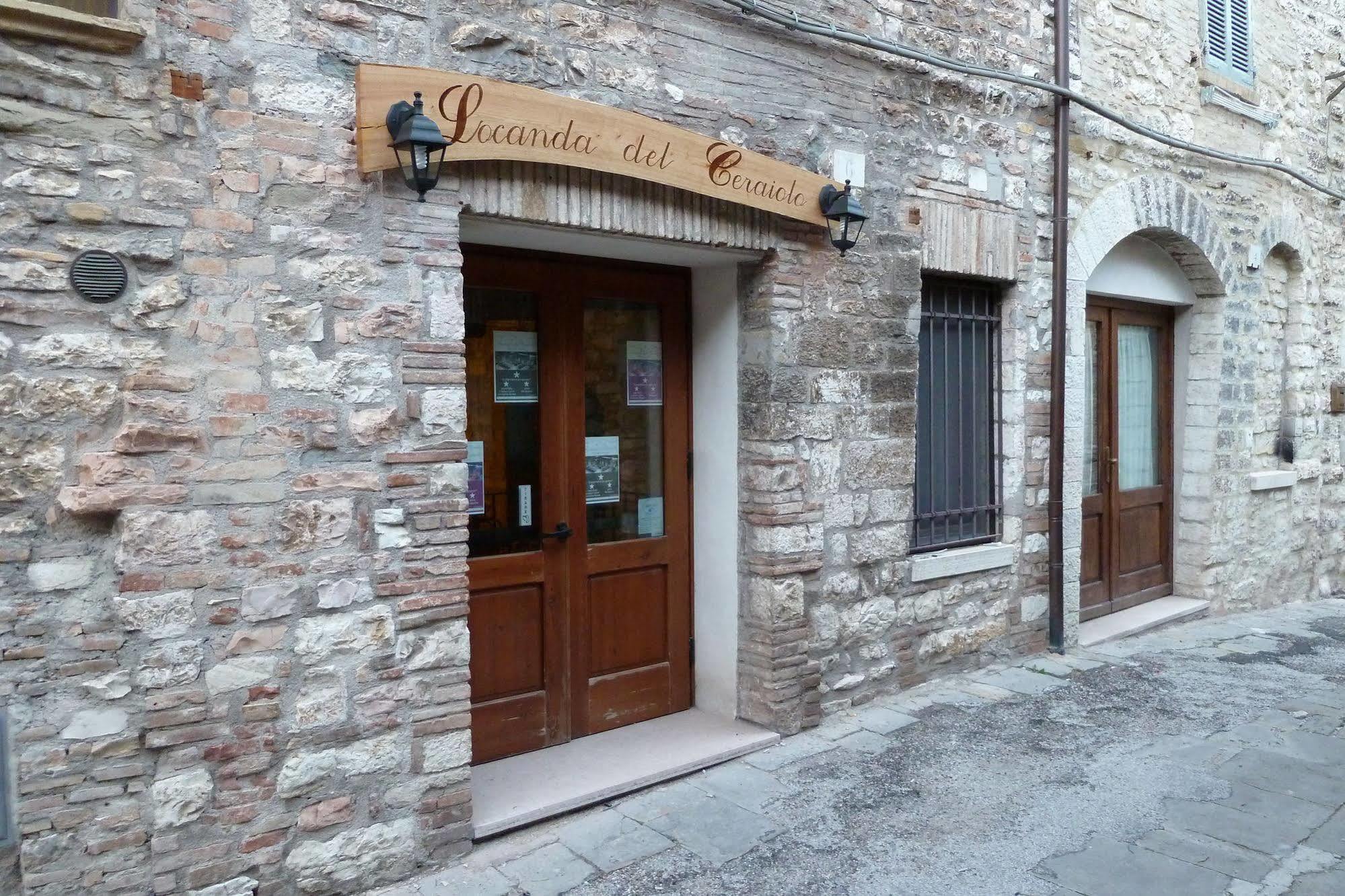 Hotel Tre Ceri Gubbio Extérieur photo